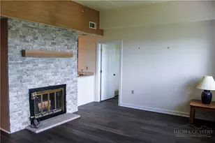 303 Sugar Top Dr, Sugar Mountain, NC 28604 - Photo 3