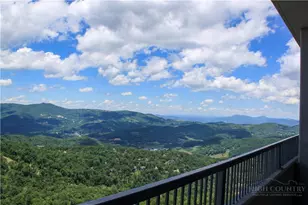 303 Sugar Top Dr, Sugar Mountain, NC 28604 - Photo 15