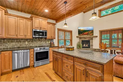 3947 Blackberry Crest Lane, Lenoir, NC 28645 - Photo 13