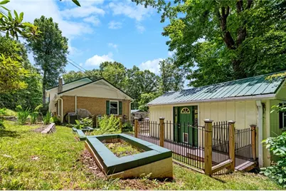 945 Seven Oaks Road, Boone, NC 28607 - Photo 37