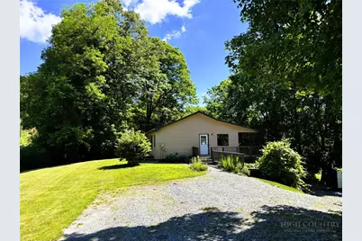 10221 Nc Highway 105 S, Banner Elk, NC 28604 - Photo 3