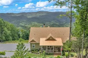 364 Skyview St, Deep Gap, NC 28618 - Photo 9
