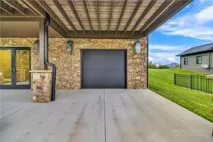 251 Range View Dr, Jefferson, NC 28640 - Photo 35