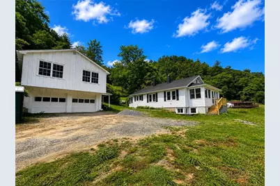 1443 Old Toe River Road, Newland, NC 28657 - Photo 1