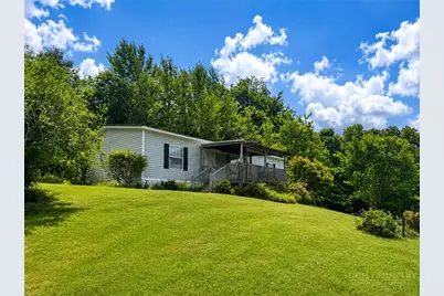 38 Sapphire Lane, Troutdale, VA 24378 - Photo 1