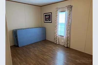 38 Sapphire Lane, Troutdale, VA 24378 - Photo 11