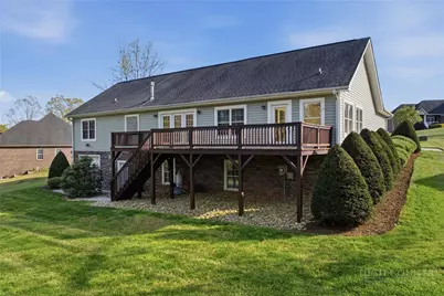 5205 South Oak Circle, Granite Falls, NC 28630 - Photo 5