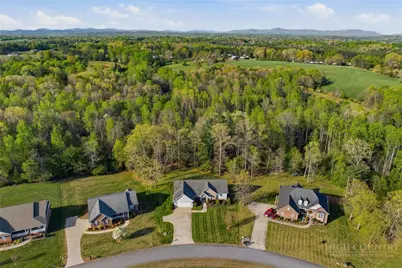 5205 South Oak Circle, Granite Falls, NC 28630 - Photo 9