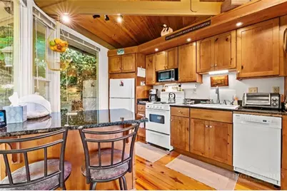 104 Fawn Lane, Beech Mountain, NC 28604 - Photo 11
