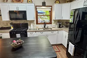 76 Whispering Pine Loop, Newland, NC 28657 - Photo 7