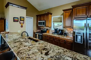 102 Red Oak Rd, Beech Mountain, NC 28604 - Photo 13