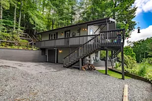78 Fairway Ln, Newland, NC 28657 - Photo 3