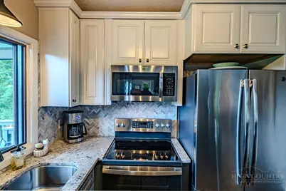 78 Fairway Lane, Newland, NC 28657 - Photo 21