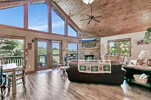 163 Rock Ledge Ln, Sugar Mountain, NC 28604 - Photo 7