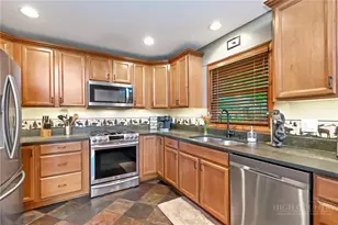 163 Rock Ledge Ln, Sugar Mountain, NC 28604 - Photo 23