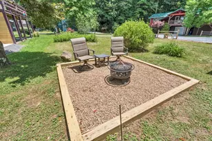 209 Meadow Loop, Newland, NC 28657 - Photo 5