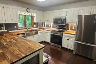 508 Laurel Ln, Newland, NC 28657 - Photo 9