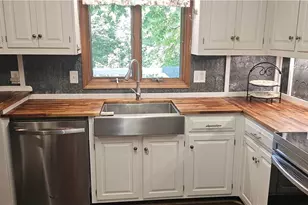 508 Laurel Ln, Newland, NC 28657 - Photo 7