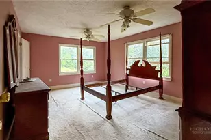 231 Fletcher Creek Ln, Purlear, NC 28665 - Photo 15