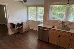 107 W 7th St, West Jefferson, NC 28694 - Photo 9