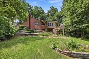 113 Hamilton Dr, Jefferson, NC 28640 - Photo 3