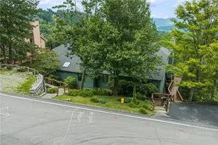 218 Slope View Rd, Sugar Mountain, NC 28604 - Photo 21