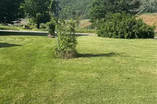 2653 Old Bridle Creek Dr, Independence, VA 24348 - Photo 23