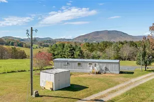 986 Wagoner Access Rd, Jefferson, NC 28640 - Photo 13