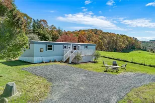 986 Wagoner Access Rd, Jefferson, NC 28640 - Photo 19