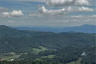 303 Sugar Top Dr, Sugar Mountain, NC 28604 - Photo 15
