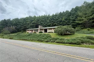 12093 Nc Hwy 194 N, Lansing, NC 28643 - Photo 3