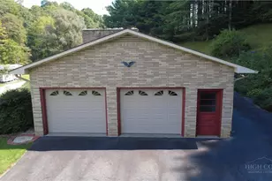 12093 Nc Hwy 194 N, Lansing, NC 28643 - Photo 3
