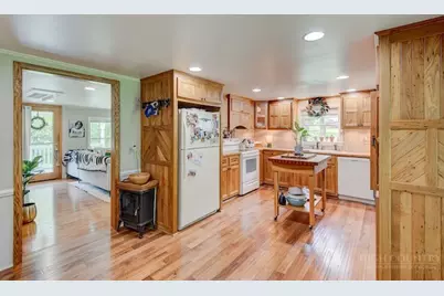 685 Carl Eastridge Road, Warrensville, NC 28693 - Photo 13