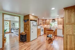 685 Carl Eastridge Rd, Warrensville, NC 28693 - Photo 13