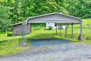 685 Carl Eastridge Rd, Warrensville, NC 28693 - Photo 31
