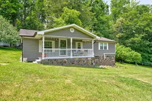 685 Carl Eastridge Rd, Warrensville, NC 28693 - Photo 3