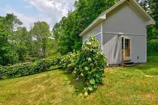 685 Carl Eastridge Rd, Warrensville, NC 28693 - Photo 41