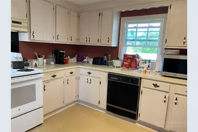 512 Bare Street, West Jefferson, NC 28694 - Photo 11