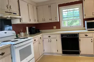 512 Bare St, West Jefferson, NC 28694 - Photo 7