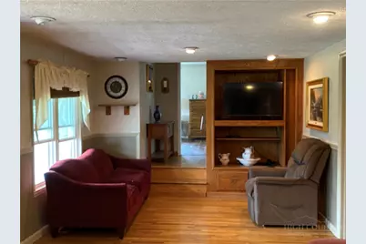 512 Bare Street, West Jefferson, NC 28694 - Photo 5