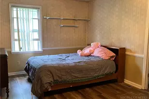 512 Bare St, West Jefferson, NC 28694 - Photo 13