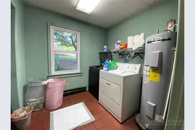 512 Bare Street, West Jefferson, NC 28694 - Photo 5