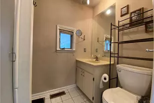 512 Bare St, West Jefferson, NC 28694 - Photo 15