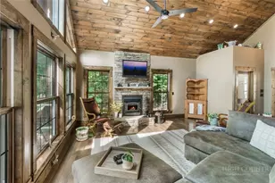 1009 Larkspur Trl, Banner Elk, NC 28604 - Photo 3