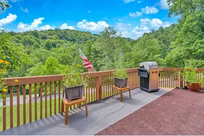 488 Wards Branch Road, Sugar Grove, NC 28679 - Photo 15