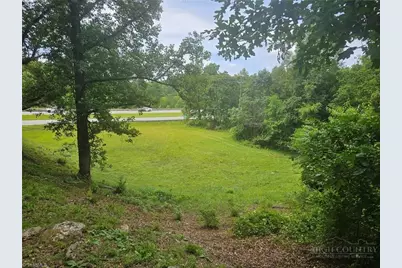 5622 W Nc Highway 421 Highway, Wilkesboro, NC 28697 - Photo 5