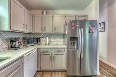 816 Hemlock Drive, Newland, NC 28657 - Photo 5