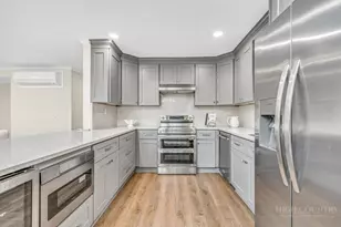975 Hillside Dr, Linville, NC 28646 - Photo 11