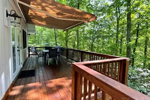 214 Spruce Pine Rd, Newland, NC 28657 - Photo 9