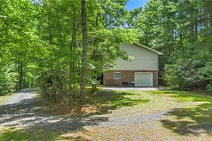 657 Wolfpack Dr, West Jefferson, NC 28694 - Photo 5